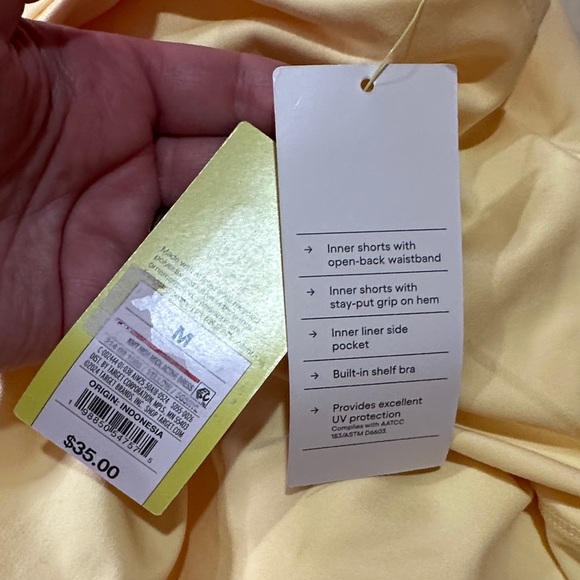 Yellow Sleeveless workout Dress size medium - Picture 7 of 7